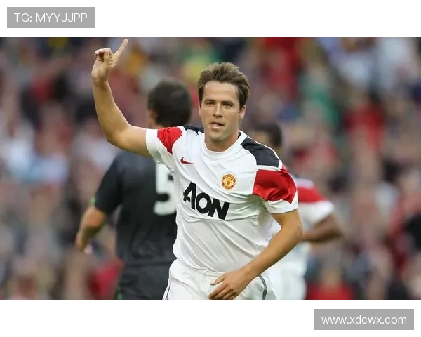 贝肯鲍尔职业生涯数据回顾，展现其从球场明星到足球传奇的精彩历程