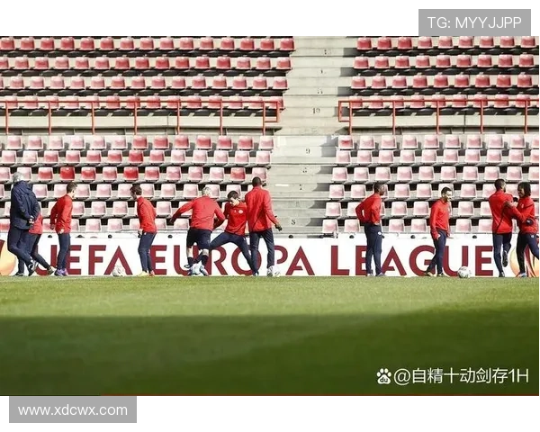 拜仁换血后中场控球问题显现,当前赛季表现波动逐步反映球队稳定性承压 拜仁换血后中场控球问题显现,当前赛季表现波动逐步反映球队稳定性承压