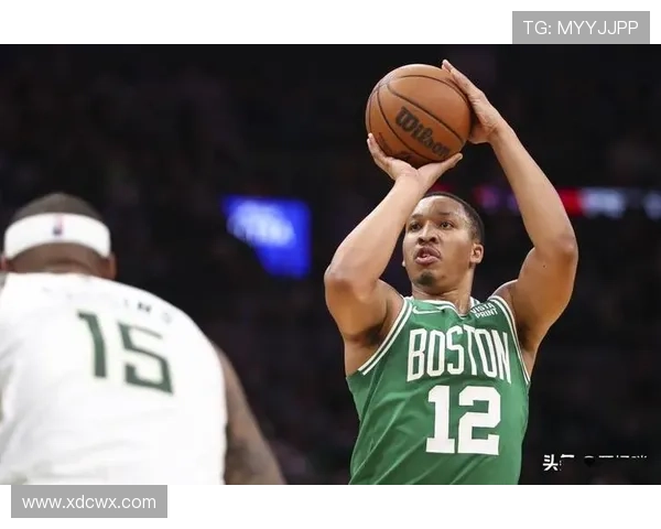 格兰特·威廉姆斯挡拆制造错位效率提升，后场防守稳定性明显增强